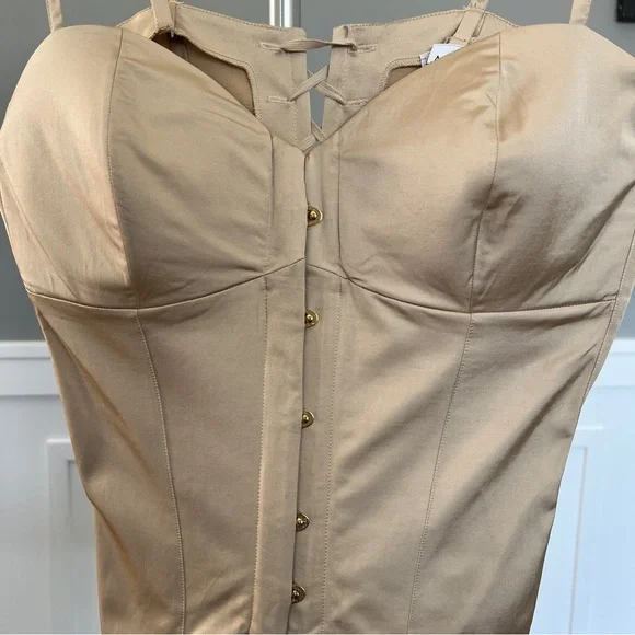 La Perla Corset with Gold Hardware and Lace Back - Picture 13 of 14